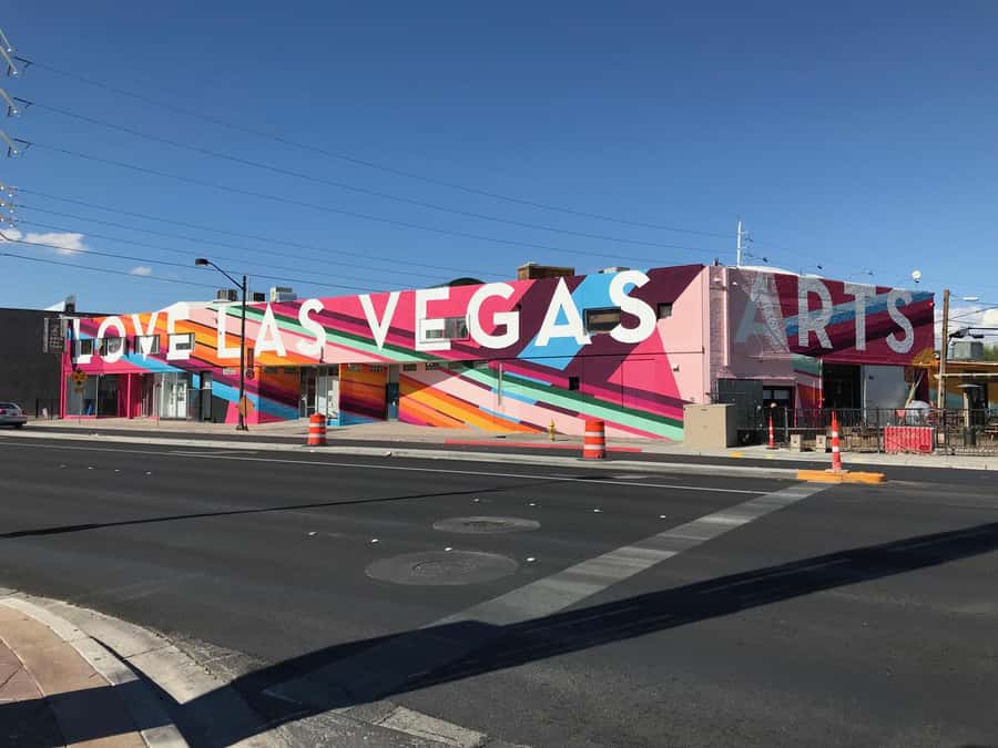 Las Vegas: 18b Arts District Walking Adventure - Why 18b Is the Side of Vegas You Actually Want to See