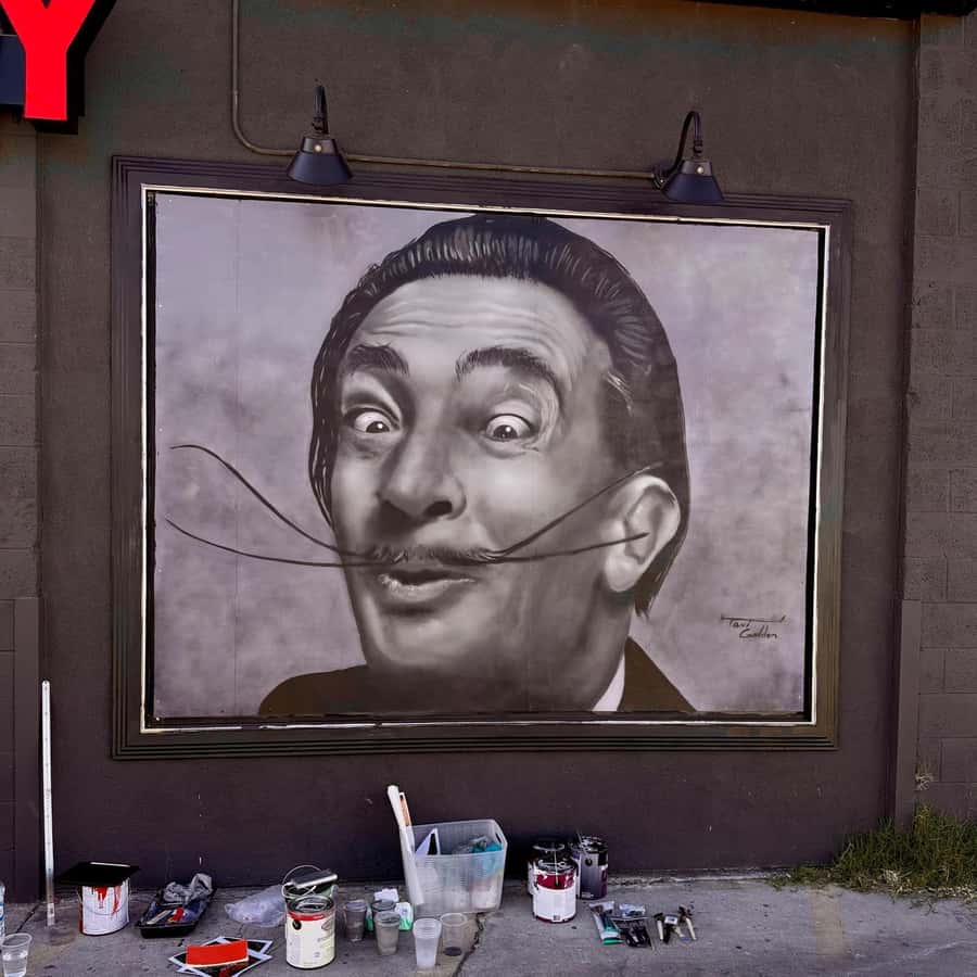 Las Vegas: 18b Arts District Walking Adventure - Recycled Propaganda: a street art gallery stop