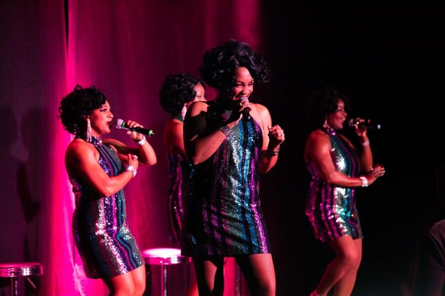 Las Vegas: All Motown Show Starring The Duchesses of Motown - Pegasus Showroom at Alexis Park: great value, slightly off-Strip