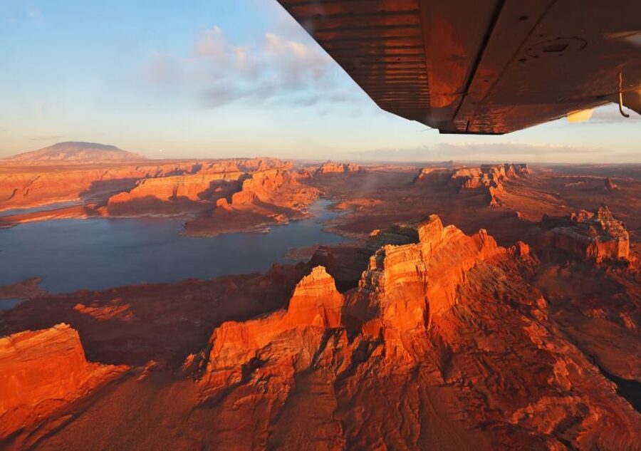 Las Vegas: Antelope Canyon and Horseshoe Bend Airplane Tour - Boulder City aerial time: an easy introduction to the region