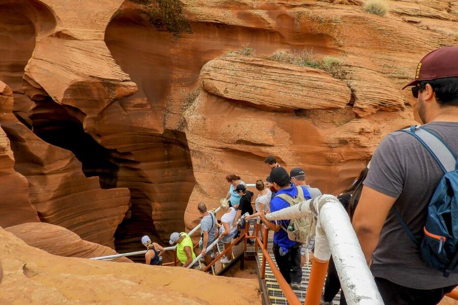 Las Vegas: Antelope Canyon & Horseshoe Bend Tour with Pickup - Timing, comfort, and what the included day setup gets right