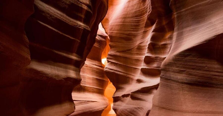 Las Vegas: Antelope Canyon & Horseshoe Bend with Lunch, WiFi - Antelope Canyon and Canyon X: why the Navajo-guided walk matters