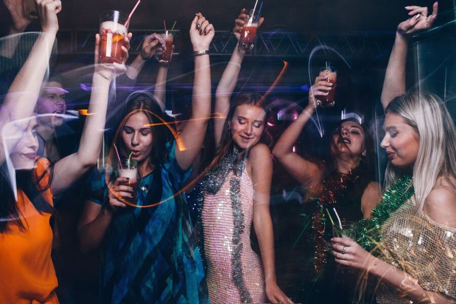 Las Vegas: Bachelorette Party Bus Club Crawl - Where You May Go: Big Clubs, Rooftops, and the Drink Reality Check