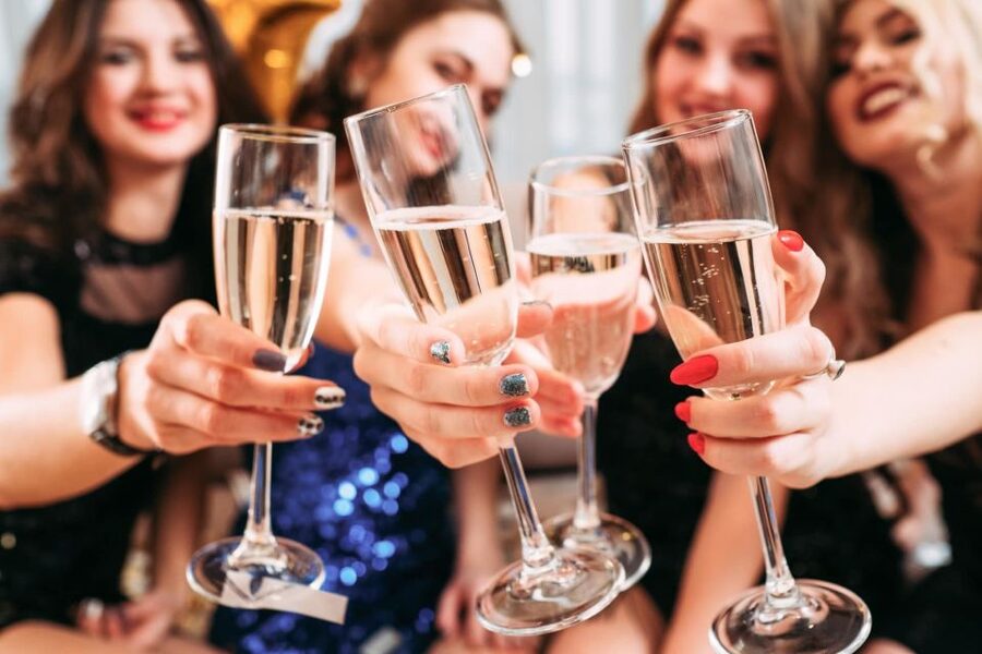 Las Vegas: Bachelorette Party Bus Club Crawl - Dress Code and Rules: The Vegas Safety Net (and the Common Mistake)