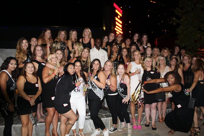 Las Vegas Bar Crawl by Party Bus with Free Drinks - The Party Bus Strip Ride: Free Cocktails and Real Momentum