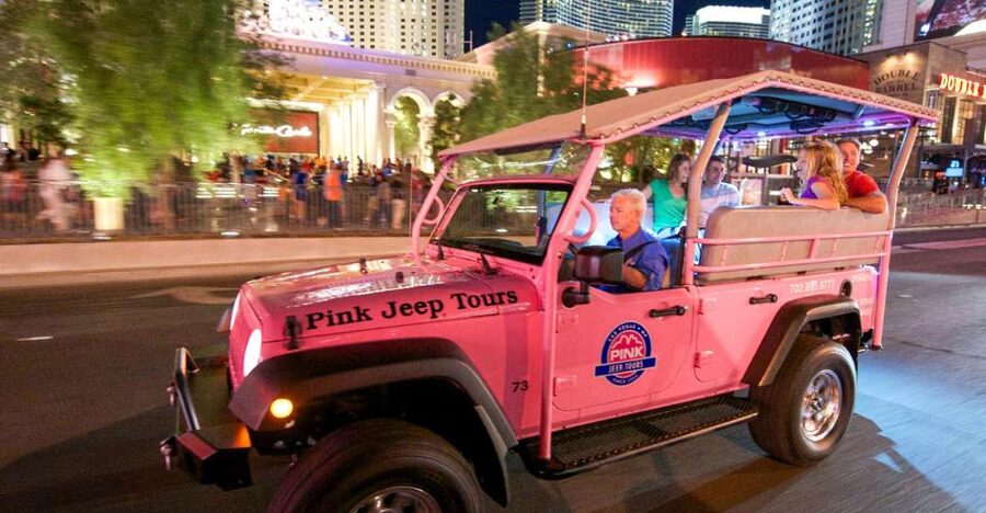 Las Vegas: Bright Lights City Tour with High Roller Ticket - Welcome Sign to the Strip drive: the guide turns Vegas into context