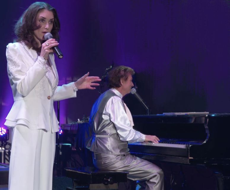 Las Vegas: Carpenters Legacy Show at Planet Hollywood Resort - Should you book Carpenters Legacy at Planet Hollywood?