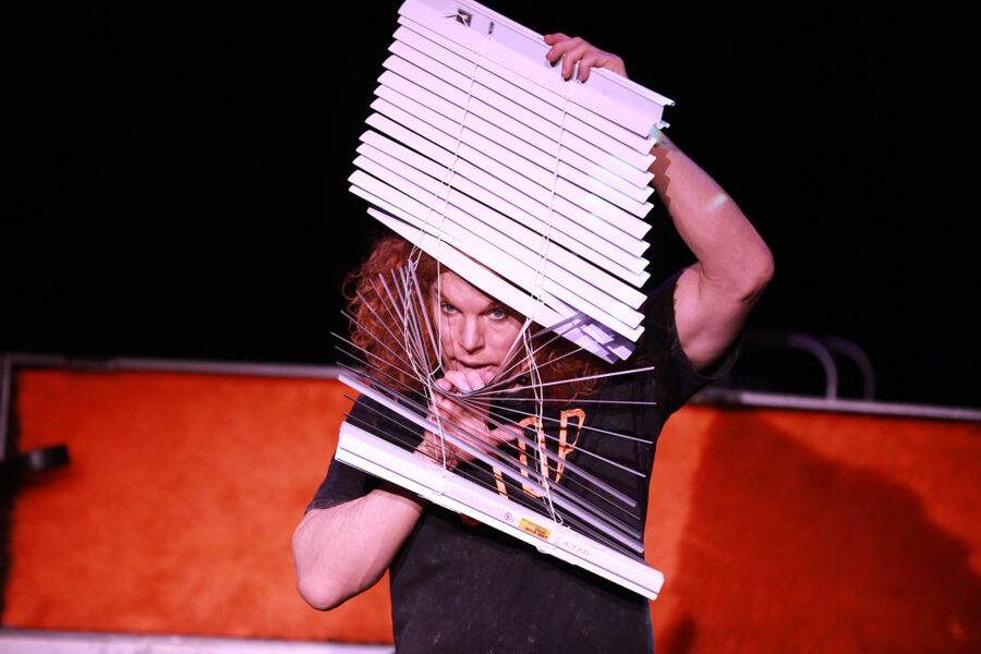 Las Vegas: Carrot Top at Luxor Hotel & Casino - FAQ