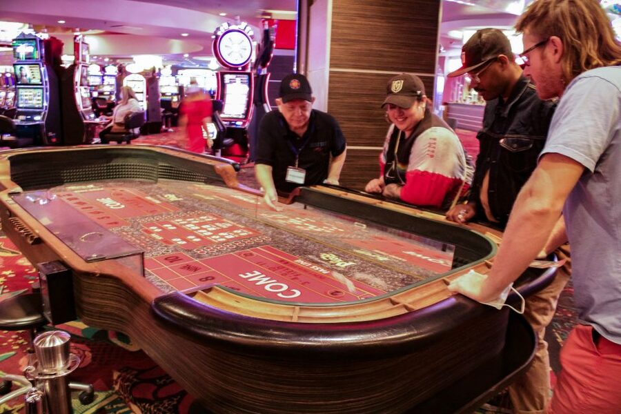 Las Vegas Casino: Gambling Class at the Plaza Hotel & Casino - Should You Book the Gambling Class at the Plaza?