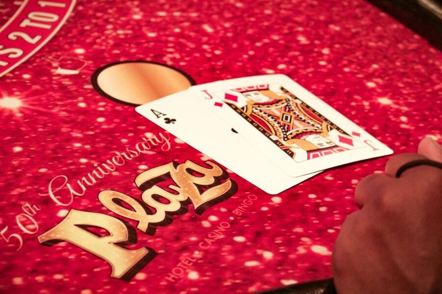 Las Vegas Casino: Gambling Class at the Plaza Hotel & Casino - Entering the Plaza Lobby: Where the Class Starts