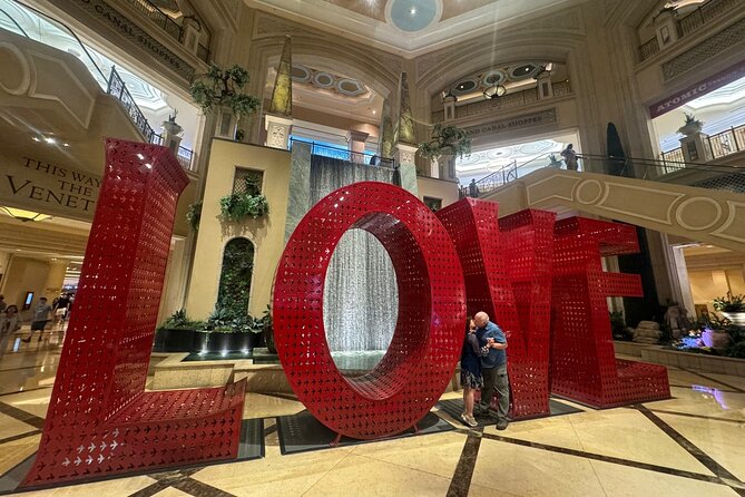 Las Vegas City Tour with Hotel Pick Up - Fremont Street Experience: the downtown energy with a safety net