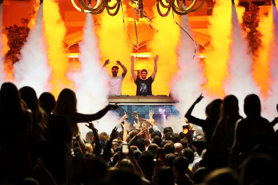 Las Vegas: Club Crawl by Party Bus w/ Free Drinks - The “why” behind this 4-hour Vegas night
