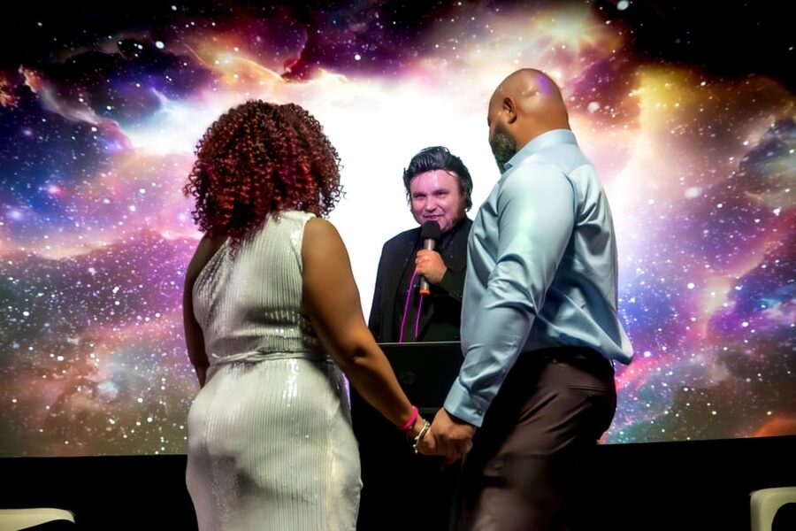 Las Vegas: Cosmic Space Wedding + Spectacular Photography - Legal vs. non-legal: do you need a marriage license?
