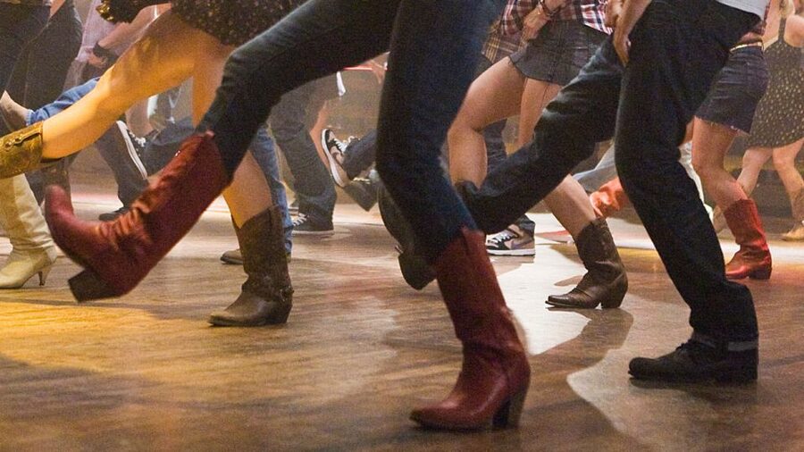 Las Vegas: Country Bar Crawl by Party Bus w/ Mixed Drinks - Key Points at a Glance