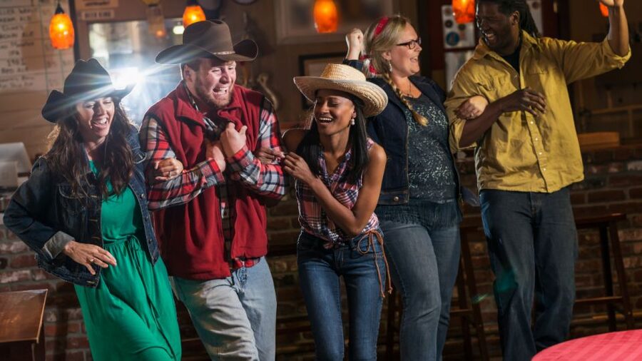 Las Vegas: Country Bar Crawl by Party Bus w/ Mixed Drinks - Mechanical Bull Rides: Included, But Bring the Right Mindset