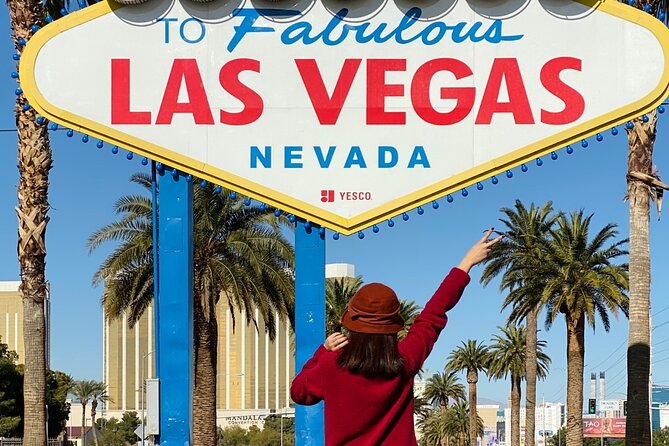 Las Vegas Day Tour – Hoover Dam, Seven Magic, Red Rock & Fremont - Bellagio to Fremont: the best “Vegas 101” routing