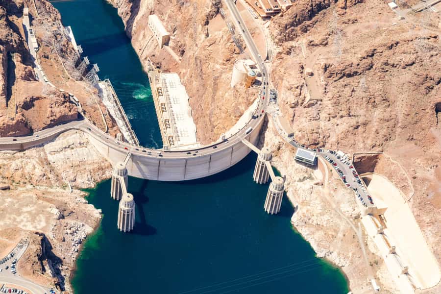 Las Vegas: Daytime Hoover Dam & Las Vegas Strip Heli Flight - The Colorado River and Lake Mead segment: the part that surprises people