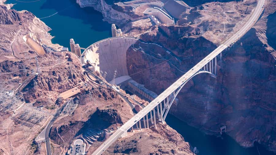 Las Vegas: Daytime Hoover Dam & Las Vegas Strip Heli Flight - Las Vegas Strip route: Luxor, Bellagio Fountains, MSG Sphere, and more from above