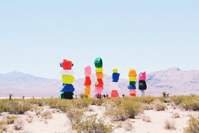 LAS VEGAS: Death Valley, Seven Magic Mountains & Vegas Sign TOUR - Vegas sign first: a classic landmark with real backstory