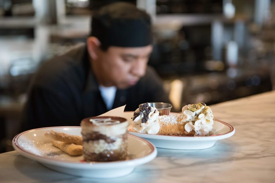 Las Vegas Downtown walking Secret Food Tour - Price and value: what $100 gets you (and what it doesn’t)