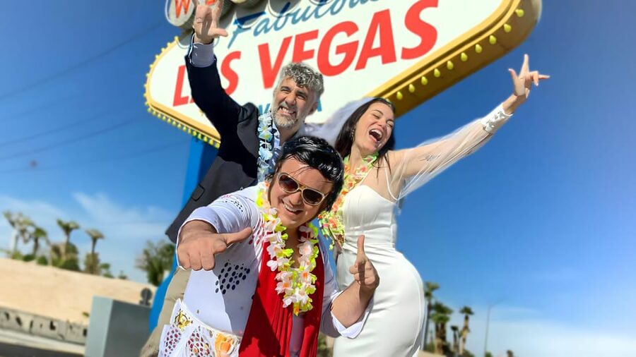 Las Vegas: Elvis Wedding with Las Vegas Sign Photos Included - Quick Takes Before You Book