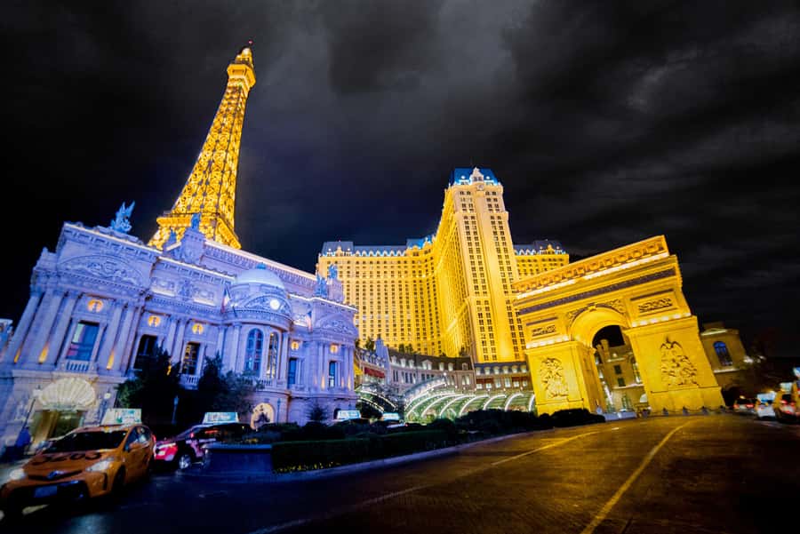 Las Vegas: Gangsters, Glitz, and Gore Ghost Tour - Key things to know before you book