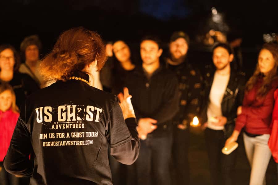 Las Vegas: Gangsters, Glitz, and Gore Ghost Tour - Who this tour is best for