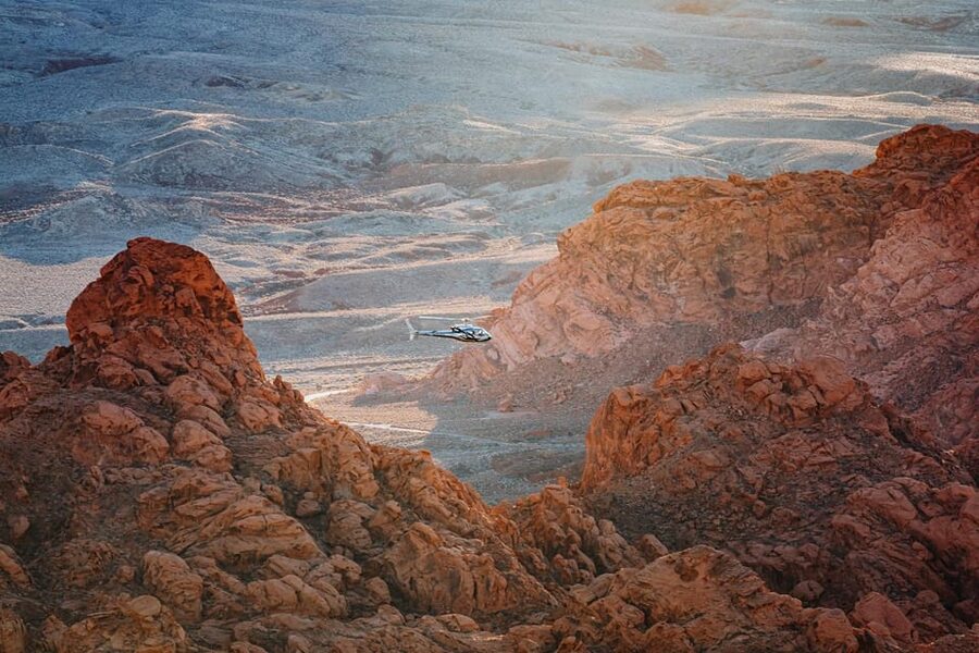 Las Vegas: Grand Canyon Heli Tour and Valley of Fire Landing - Safety Briefing, Then a Pilot Who Keeps the Flight Interesting