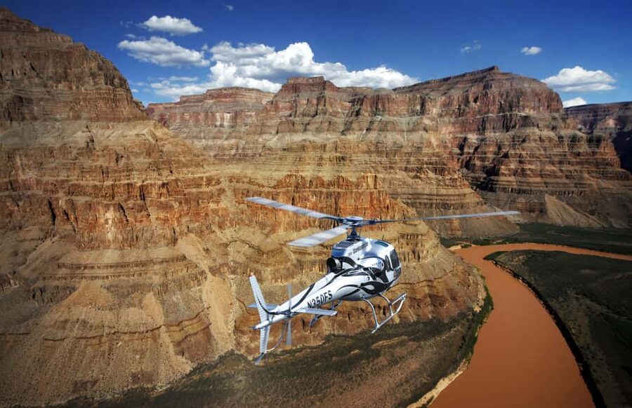 Las Vegas: Grand Canyon Helicopter Western Ranch Adventure - Mojave Desert Flight Back to Las Vegas: Strip Views in One Final Pass