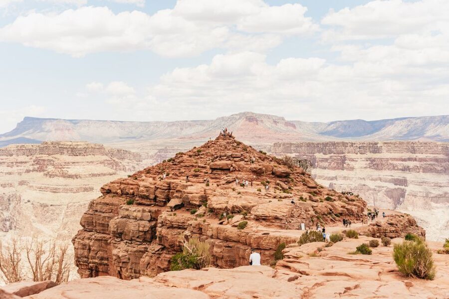 Las Vegas: Grand Canyon, Hoover Dam & Seven Magic Mountains - How the Day Gets You Out of Las Vegas Early (and Saves Your Energy)