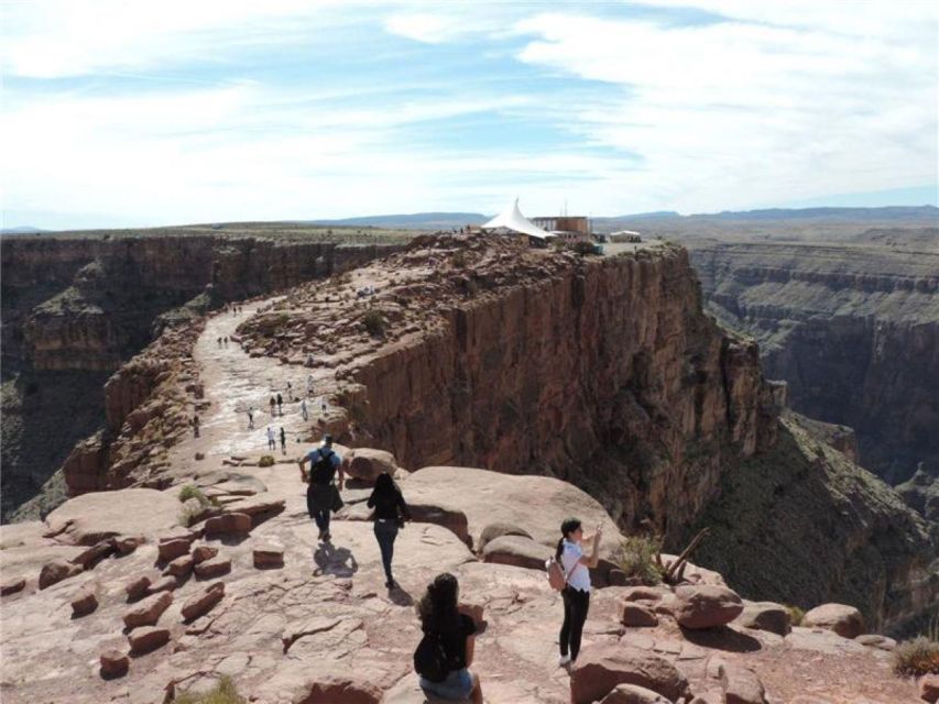 Las Vegas: Grand Canyon & Hoover Dam Tour & Skywalk Option - Hotel Pickup and Onboard Comfort (Yes, WiFi Matters)