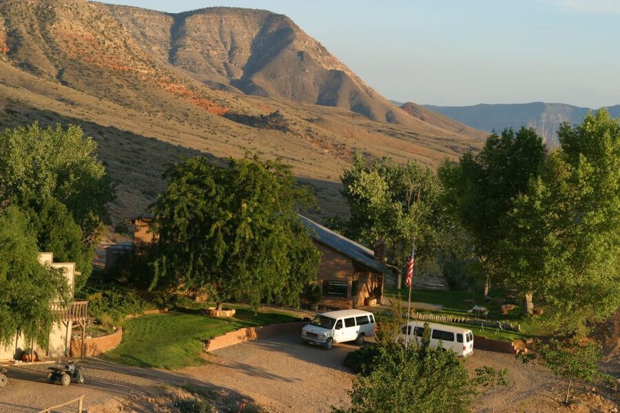 Las Vegas: Grand Canyon North ATV Tour with Scenic Flight - Small group size: up to 9 participants for a calmer day