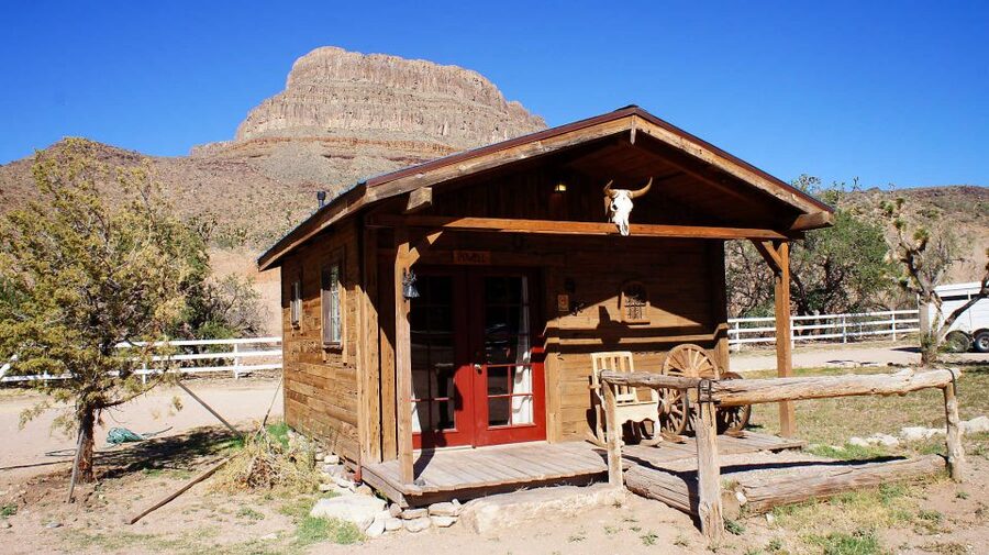 Las Vegas: Grand Canyon Ranch Tour with Horseback/Wagon Ride - Las Vegas to the Old West: what this 7-hour day is really like