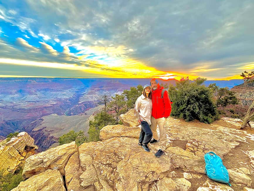 Las Vegas > Grand Canyon Sunrise + Antelope + Horseshoe Bend - Grand Canyon Sunrise: How to Get the Color Without the Chaos