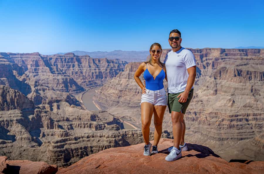 Las Vegas: Grand Canyon West, Hoover Dam & Optional Skywalk - Eagle Point and Guano Point: your 3.5 hours of real canyon time