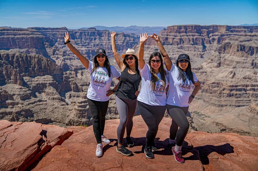 Las Vegas: Grand Canyon West, Hoover Dam & Optional Skywalk - VIP bus access: the line-skip that saves your day