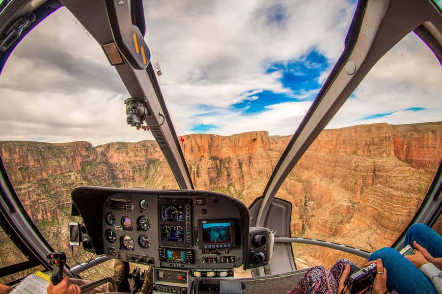 Las Vegas: Grand Canyon West Rim Tour with Helicopter Flight - Who this tour suits best (and who should think twice)
