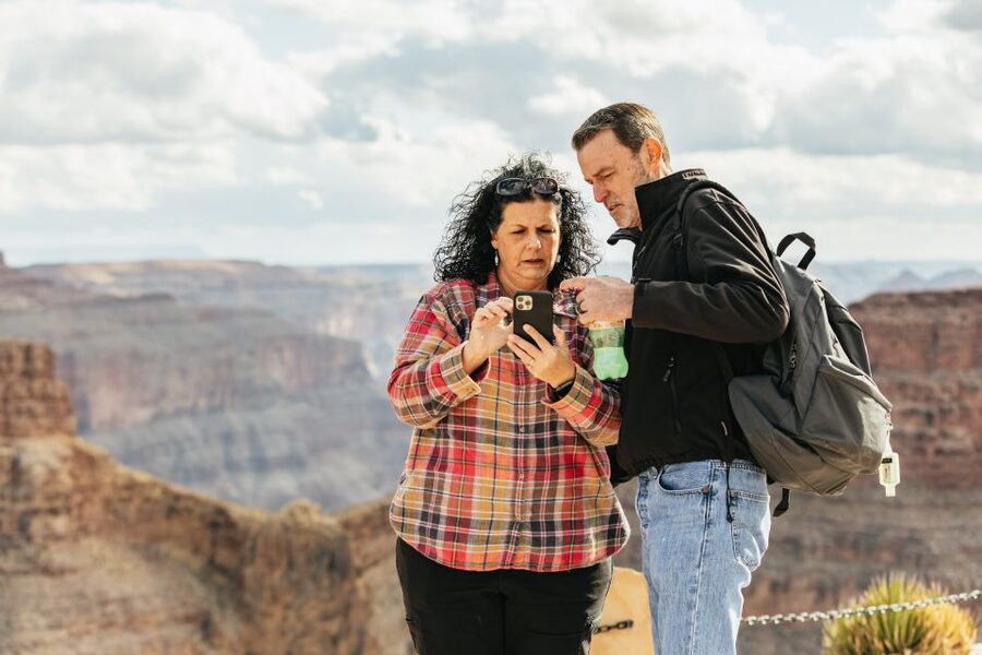 Las Vegas: Grand Canyon West Rim VIP Luxury Small Group Tour - A 12-hour limo-van day from Las Vegas to Grand Canyon West