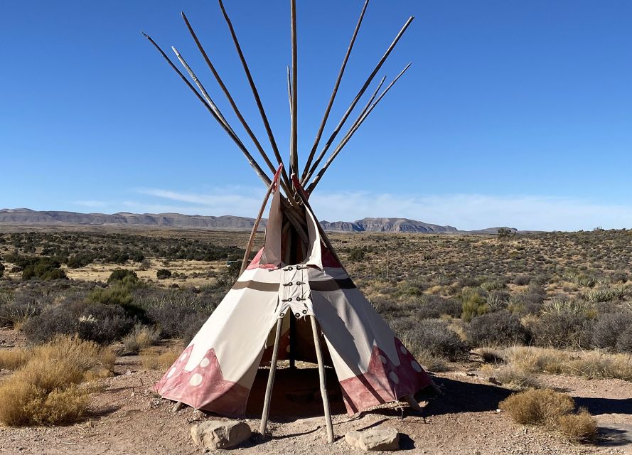 Las Vegas:Grand Canyon West Tour, Ranch Lunch, Skywalk Entry - Lunch at the historic Western ranch with the Singing Cowboy