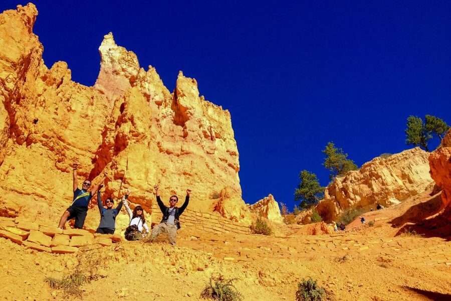 Las Vegas: Grand Canyon, Zion and Monument Valley 3-Day Tour - Monument Valley Rim Camping (or Gouldings Lodge): Stars and Practical Comfort
