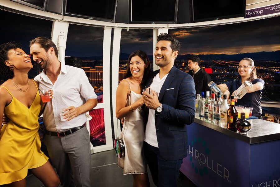 Las Vegas: High Roller Entry Ticket with In-Cabin Open Bar - High Roller from the LINQ: where the ride starts and what 30 minutes feels like
