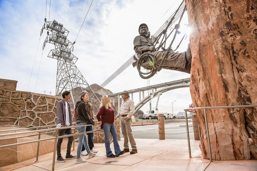 Las Vegas: Hoover Dam Half-Day Tour - Entering the Hoover Dam: galleries, observation deck, and the construction story