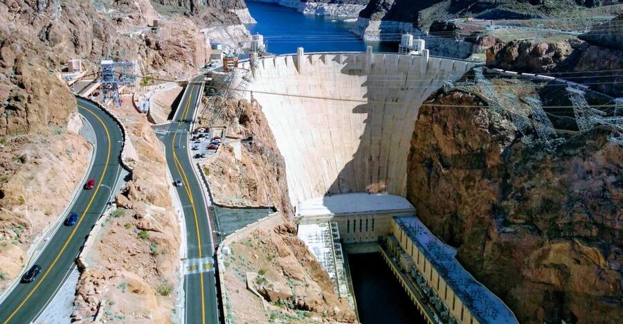 Las Vegas: Hoover Dam Inside VIP Exploration Tour, WiFi - Inside the Hoover Dam Generator Room: What Makes This Tour Worth It