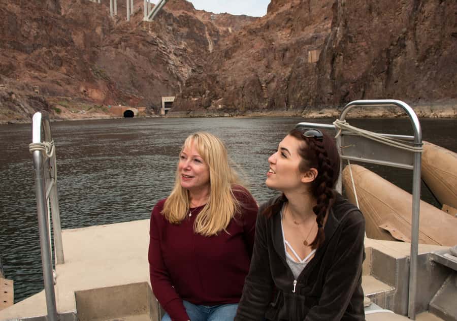 Las Vegas: Hoover Dam Tour and Rafting Adventure - Lunch and a reset at the viewpoint