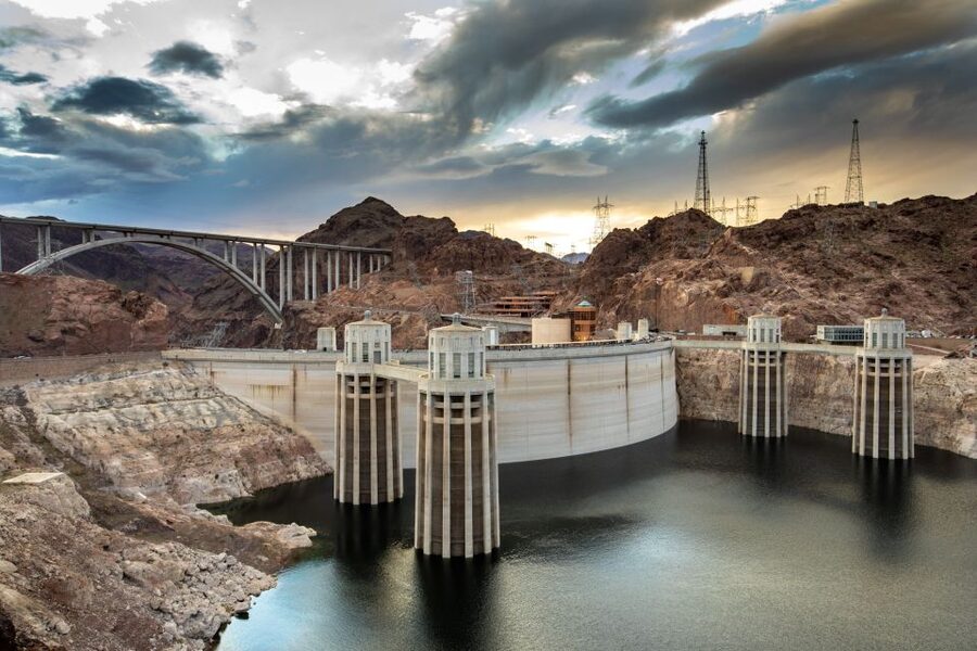Las Vegas: Hoover Dam Tour with American-Style Hot Breakfast - Practical tips: how to pack, sit, and plan your comfort
