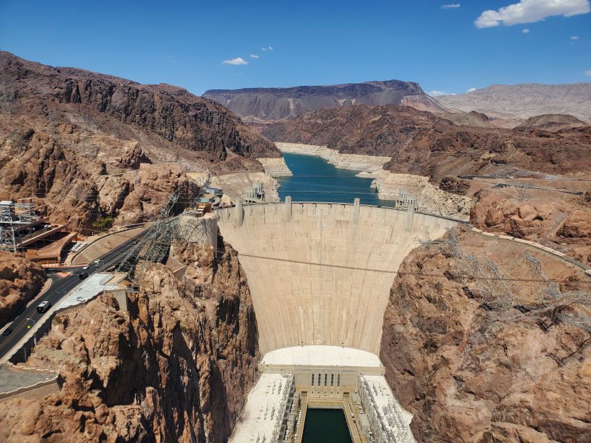 Las Vegas: Hoover Dam & Valley of Fire Day Trip with Brunch - Hoover Dam Museum: the story before the view