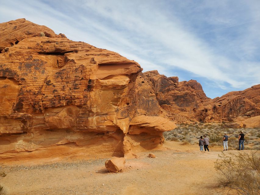 Las Vegas: Hoover Dam & Valley of Fire Day Trip with Brunch - Valley of Fire State Park: Elephant Rock, petroglyphs, and the Beehives