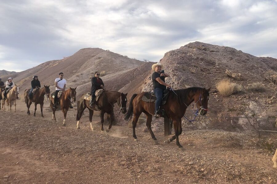 Las Vegas: Horseback Riding with Breakfast - Should You Book This Las Vegas Horseback Riding with Breakfast Tour?