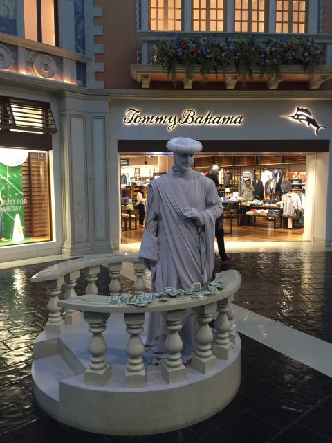 Las Vegas: Las Vegas Strip Night Tour en Español - Bellagio fountains: why this stop is worth the time