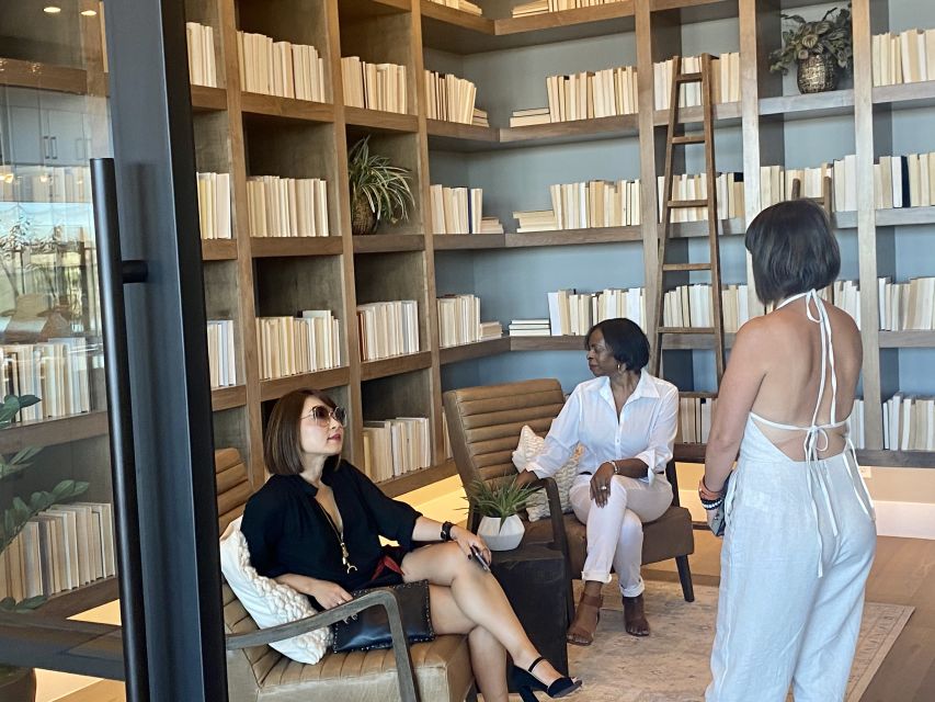 Las Vegas: Luxury Home Tour with Snacks and Drinks - Inside the architecture: what you learn from each home stop